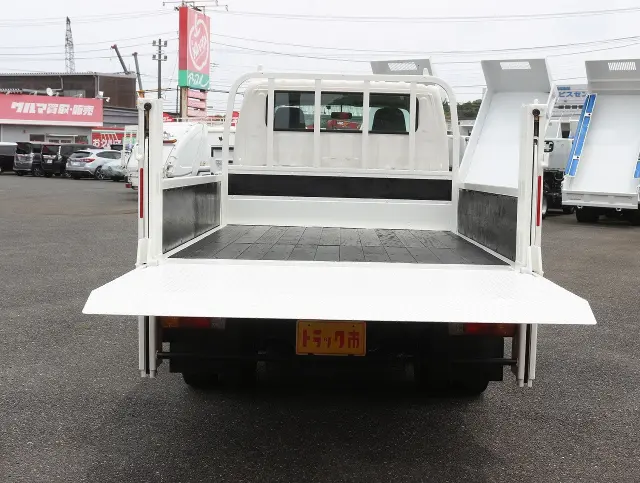 日野 デュトロ TKG-XZU685M(4WD)の写真9