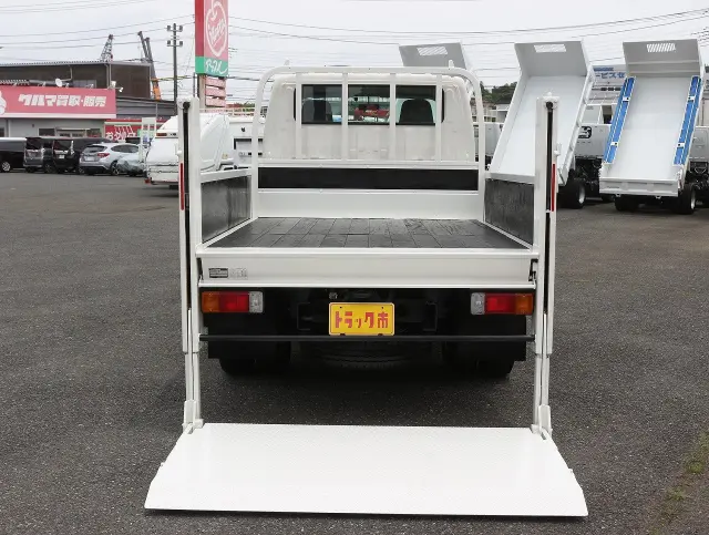 日野 デュトロ TKG-XZU685M(4WD)の写真15