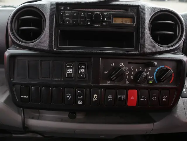日野 デュトロ TKG-XZU685M(4WD)の写真35