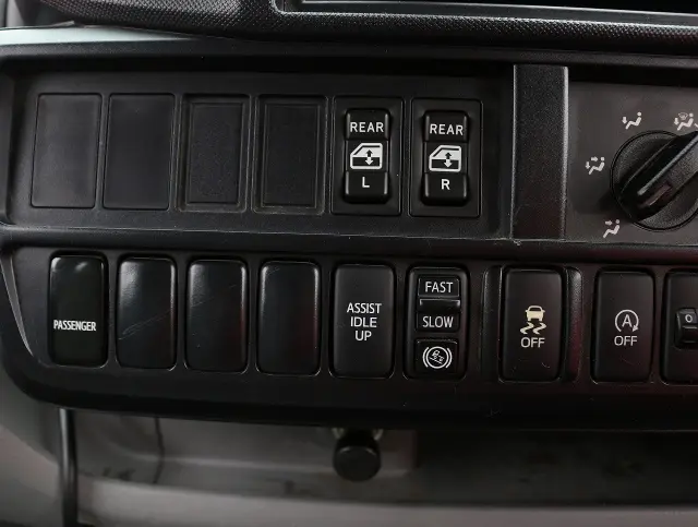 日野 デュトロ TKG-XZU685M(4WD)の写真36