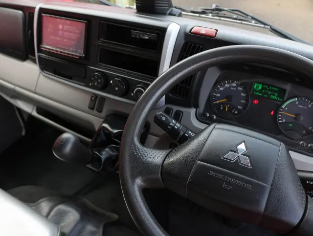 三菱 キャンター TPG-FEA20(2WD)の写真40