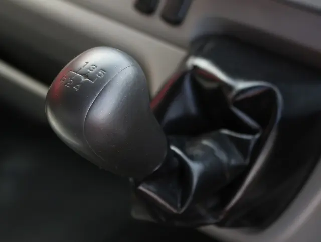 三菱 キャンター TPG-FEA20(2WD)の写真41