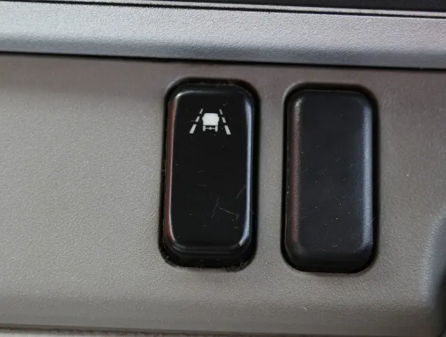 三菱 キャンター TPG-FEA20(2WD)の写真45