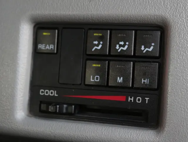 三菱 キャンター TPG-FEA20(2WD)の写真47