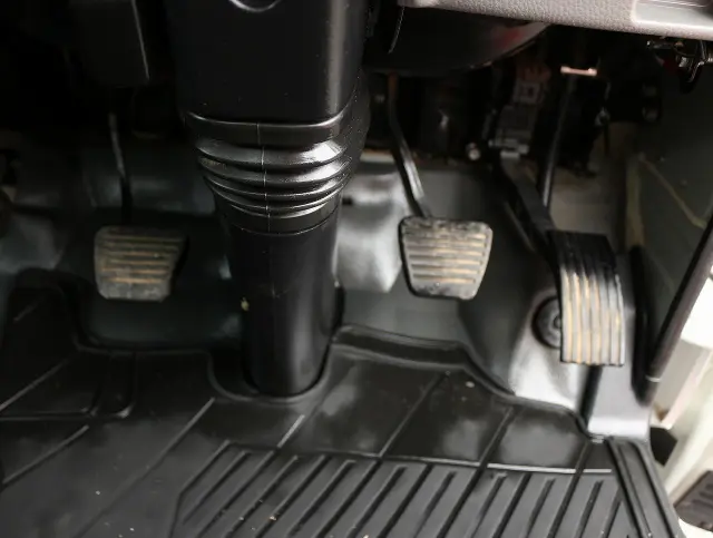 三菱 キャンター TPG-FBA30(2WD)の写真39