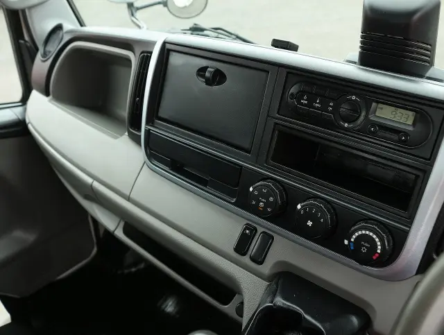 三菱 キャンター TPG-FBA30(2WD)の写真40