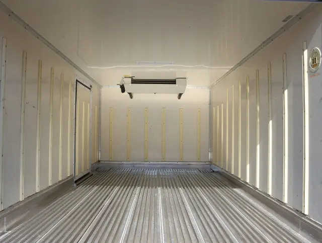 いすゞ エルフ TPG-NJR85AN(2WD)の写真12