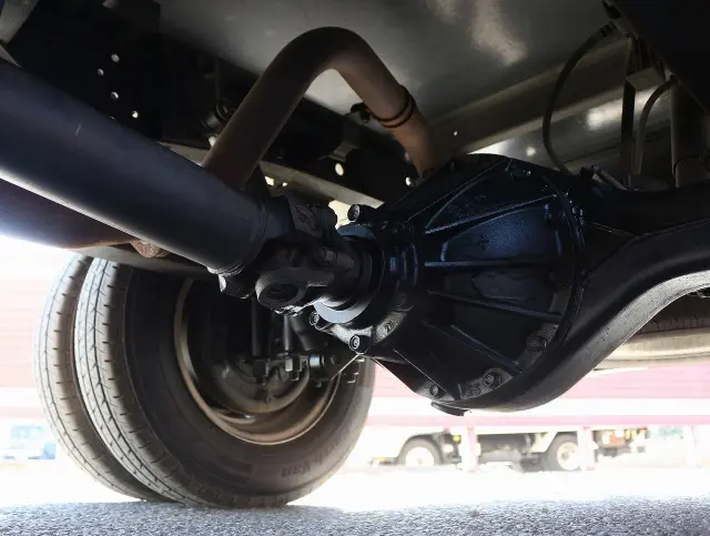 いすゞ エルフ TPG-NJR85AN(2WD)の写真30