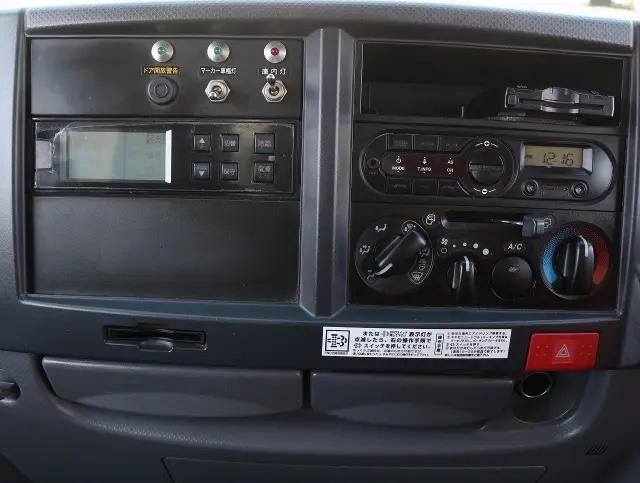 いすゞ エルフ TPG-NJR85AN(2WD)の写真39