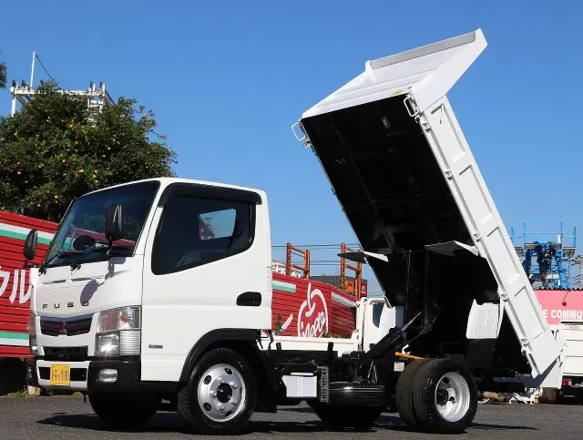 フロント|三菱 キャンター TPG-FBA30(2WD)の写真1