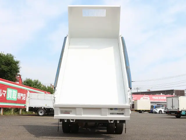 いすゞ エルフ TPG-FBA30(2WD)の写真22