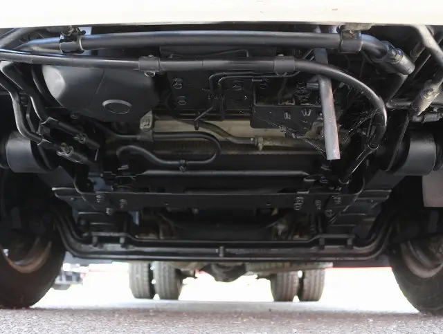 いすゞ エルフ TPG-FBA30(2WD)の写真48