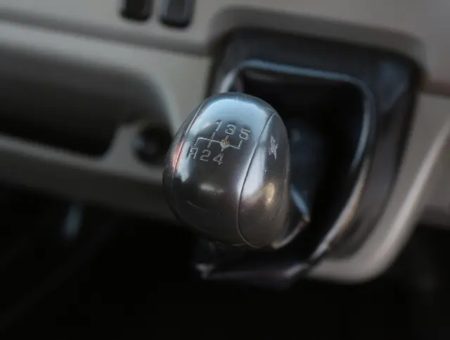 三菱 キャンター TPG-FBA30(2WD)の写真38