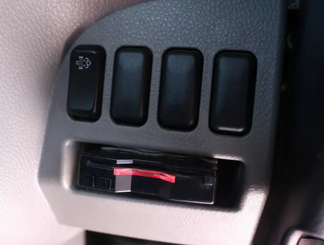 三菱 キャンター TPG-FBA30(2WD)の写真44