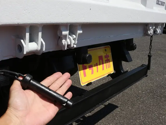 三菱 キャンター TPG-FBA30(2WD)の写真46