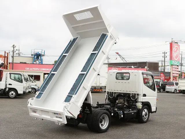 三菱 キャンター TPG-FBA30(2WD)の写真2