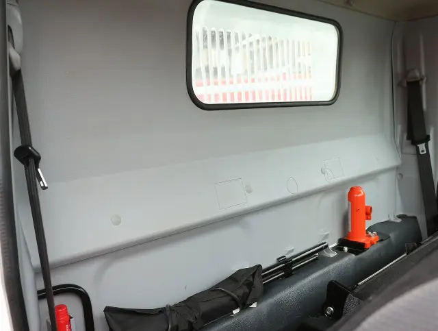 三菱 キャンター TPG-FBA30(2WD)の写真37