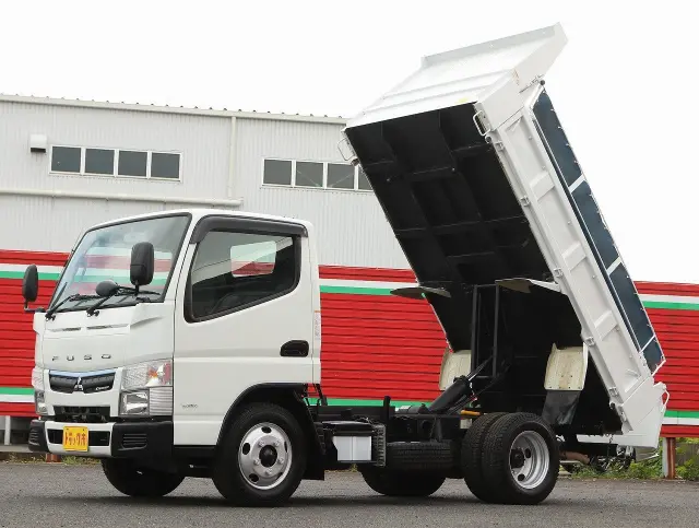 フロント|三菱 キャンター TPG-FBA60(2WD)の写真1