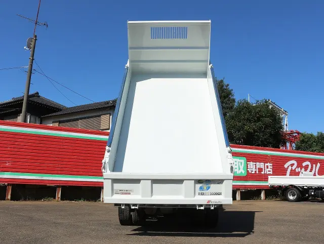 三菱 キャンター TPG-FBA60(2WD)の写真22