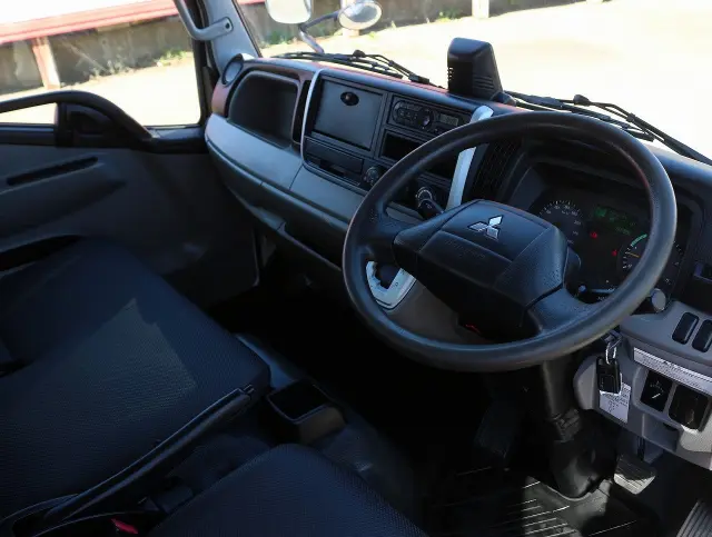 三菱 キャンター TPG-FBA60(2WD)の写真34