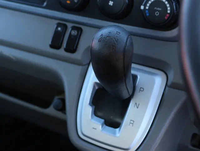 三菱 キャンター TPG-FBA60(2WD)の写真40