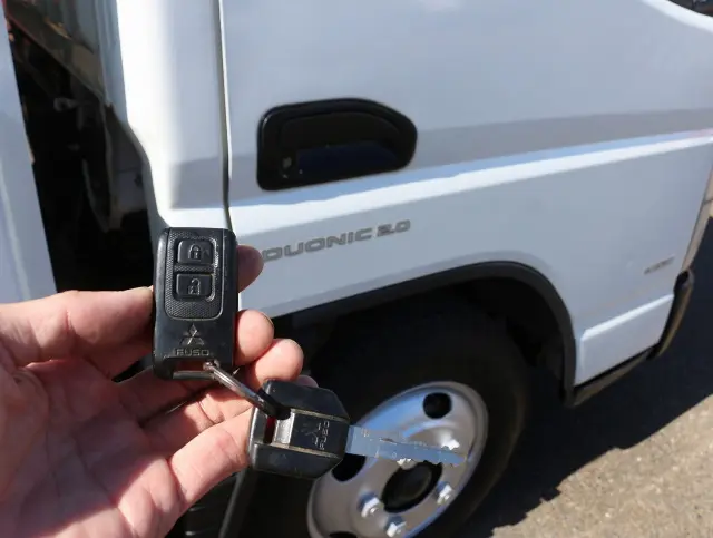 三菱 キャンター TPG-FBA60(2WD)の写真47