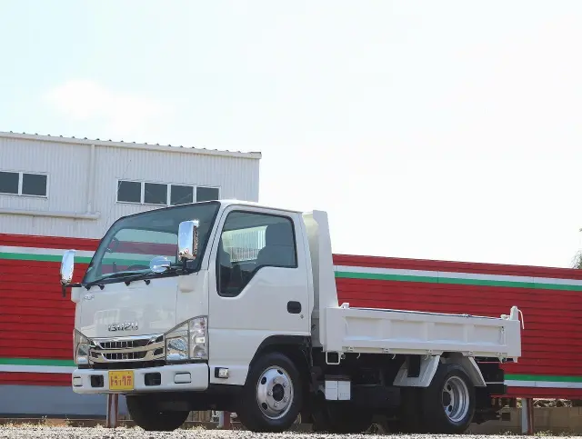 いすゞ エルフ TKG-NJR85AD(2WD)の写真2