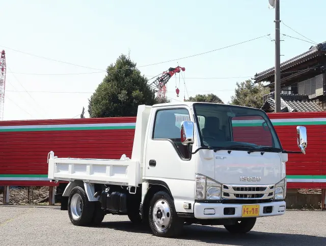 いすゞ エルフ TKG-NJR85AD(2WD)の写真4