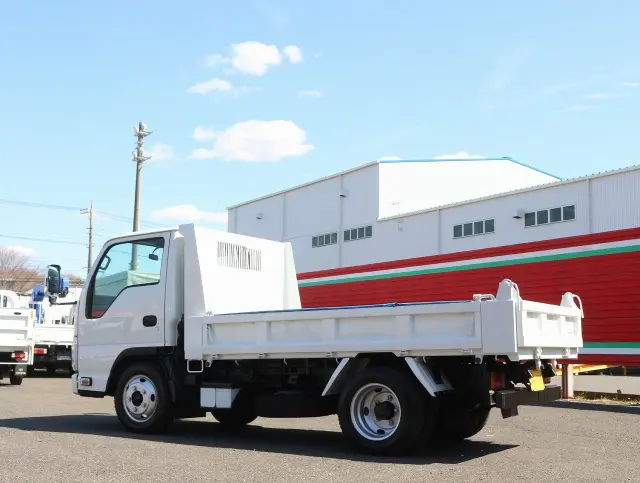 いすゞ エルフ TKG-NJR85AD(2WD)の写真8