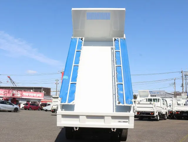 いすゞ エルフ TKG-NJR85AD(2WD)の写真21