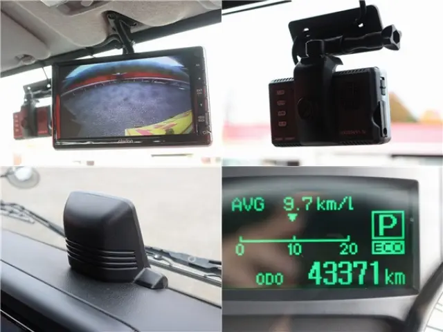 三菱 キャンター 2TG-FDA00(4WD)の写真12