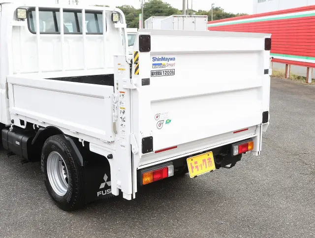 三菱 キャンター 2TG-FDA00(4WD)の写真25