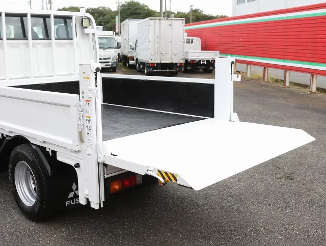 三菱 キャンター 2TG-FDA00(4WD)の写真26