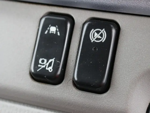 三菱 キャンター 2TG-FDA00(4WD)の写真38