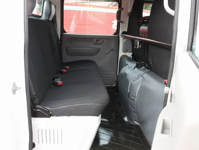 三菱 キャンター 2TG-FDA00(4WD)の写真41