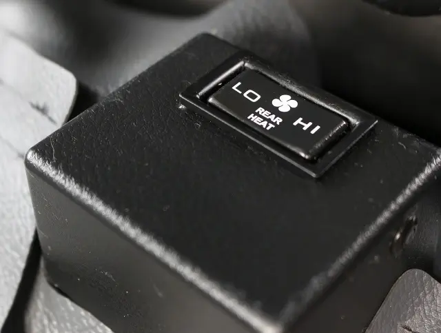 三菱 キャンター 2TG-FDA00(4WD)の写真44