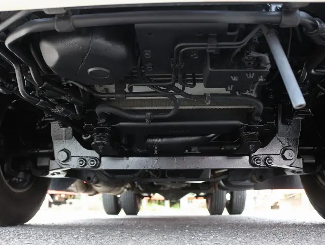 三菱 キャンター 2TG-FDA00(4WD)の写真47