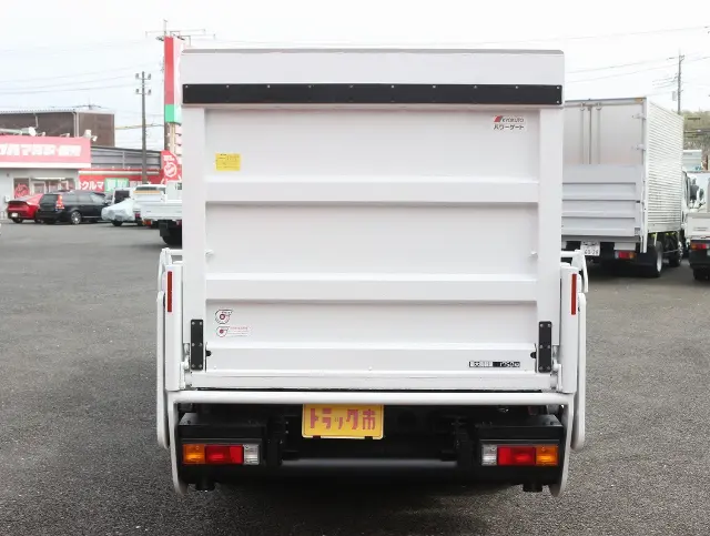 三菱 キャンター 2RG-FGA20(4WD)の写真24