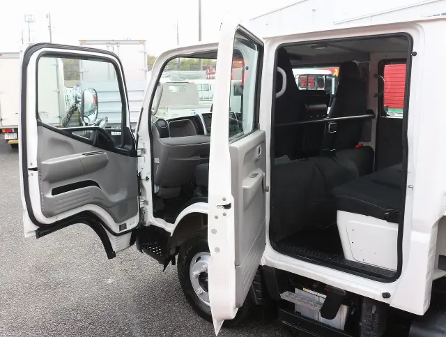 三菱 キャンター 2RG-FGA20(4WD)の写真32