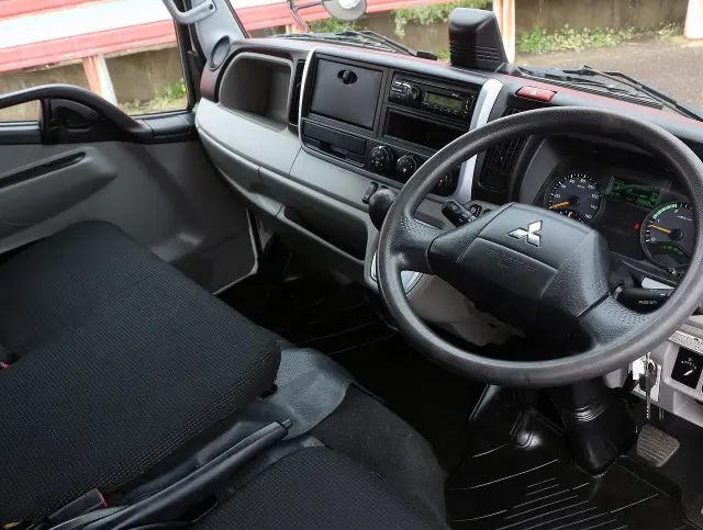 三菱 キャンター 2RG-FGA20(4WD)の写真34