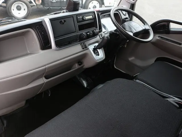 三菱 キャンター 2RG-FGA20(4WD)の写真35