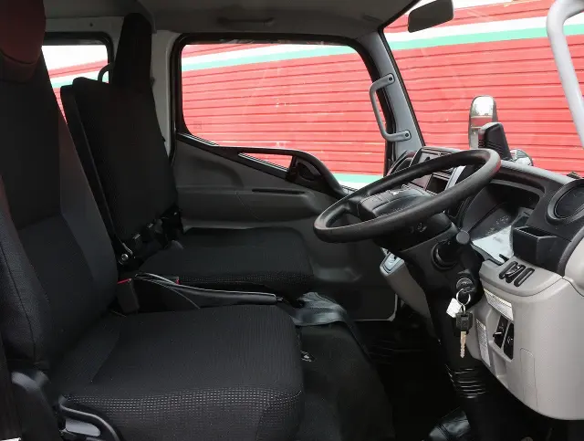 三菱 キャンター 2RG-FGA20(4WD)の写真36