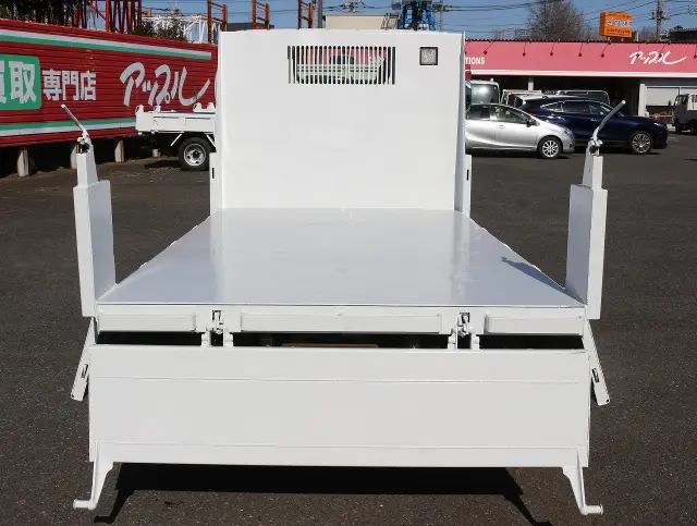 三菱 キャンター 2PG-FBA60(2WD)の写真30