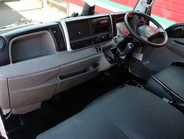 三菱 キャンター 2PG-FBA60(2WD)の写真33