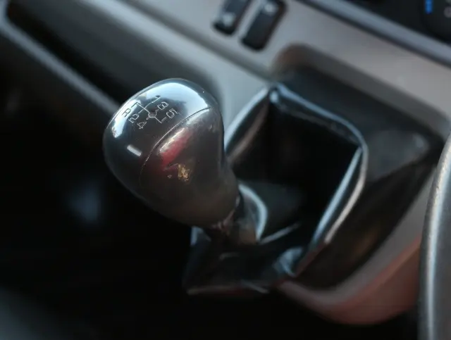 三菱 キャンター 2PG-FBA60(2WD)の写真35