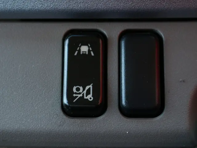 三菱 キャンター 2RG-FBA30(2WD)の写真35