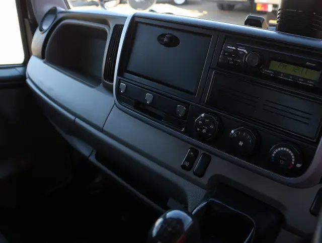 三菱 キャンター 2RG-FBA30(2WD)の写真38