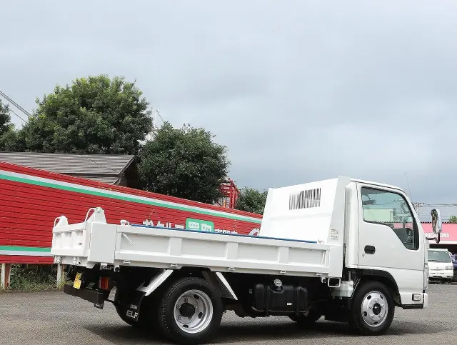 いすゞ エルフ TPG-NJR85AN(2WD)の写真6