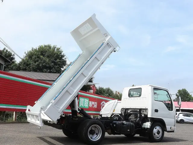 いすゞ エルフ TPG-NJR85AN(2WD)の写真23
