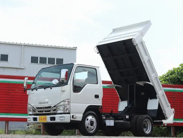 いすゞ エルフ TPG-NJR85AN(2WD)の写真49